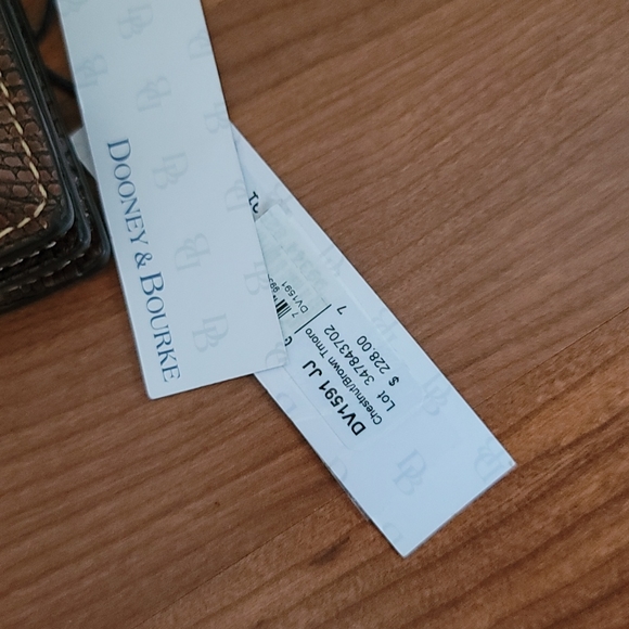 DOONEY & BOURKE Gingy Embossed Leather Crossbody Bag - Picture 9 of 12